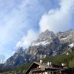 Vale E Schena Cortina 4 Posti Letto