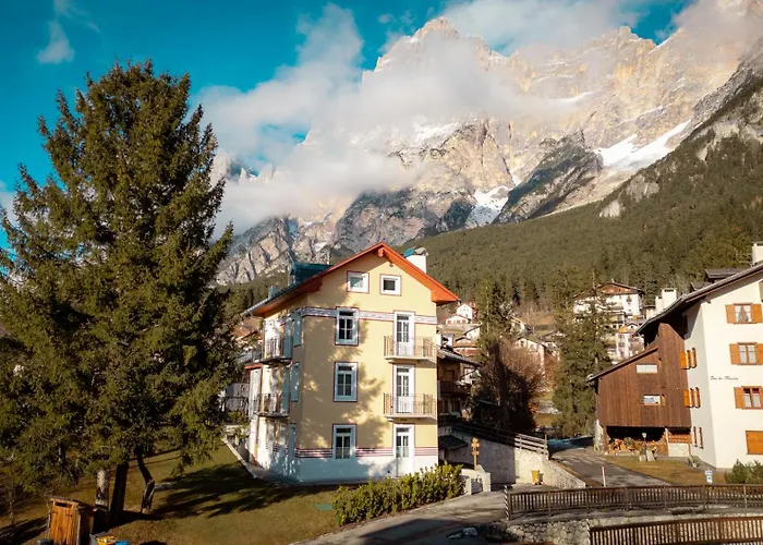 Vale E Schena Cortina 4 Posti Letto *