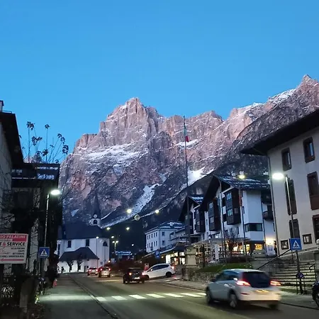 Vale E Schena Cortina 4 Posti Letto Апартаменты *